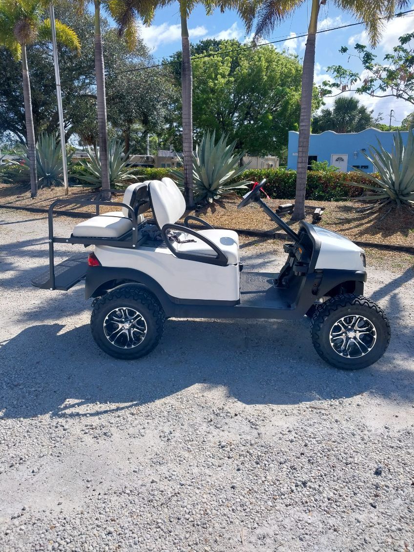 2024 CLUB CAR CPO TEMPO 4 PASS 4 LIFTED ELECTRIC Southern Golf Cars