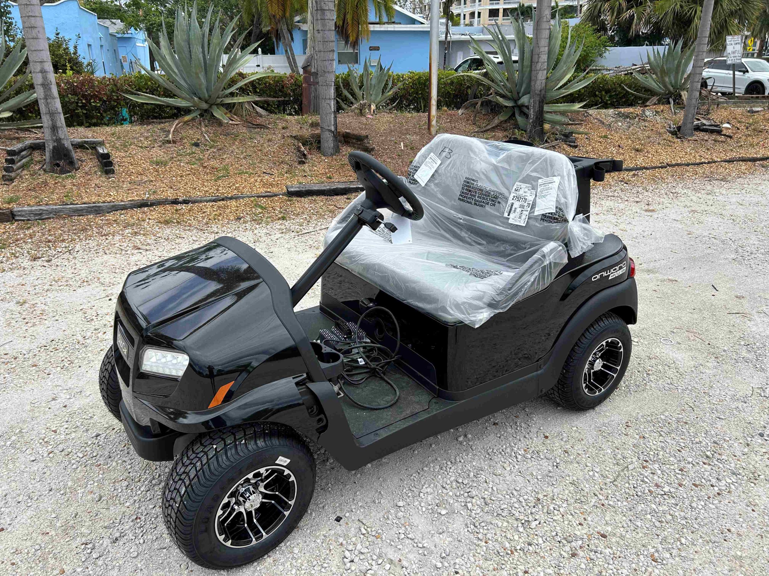 DK2423557478 2024 ONWARD 2 PASSENGER NONLIFTED, HP LITHIUM ION, METALLIC BLACK Southern