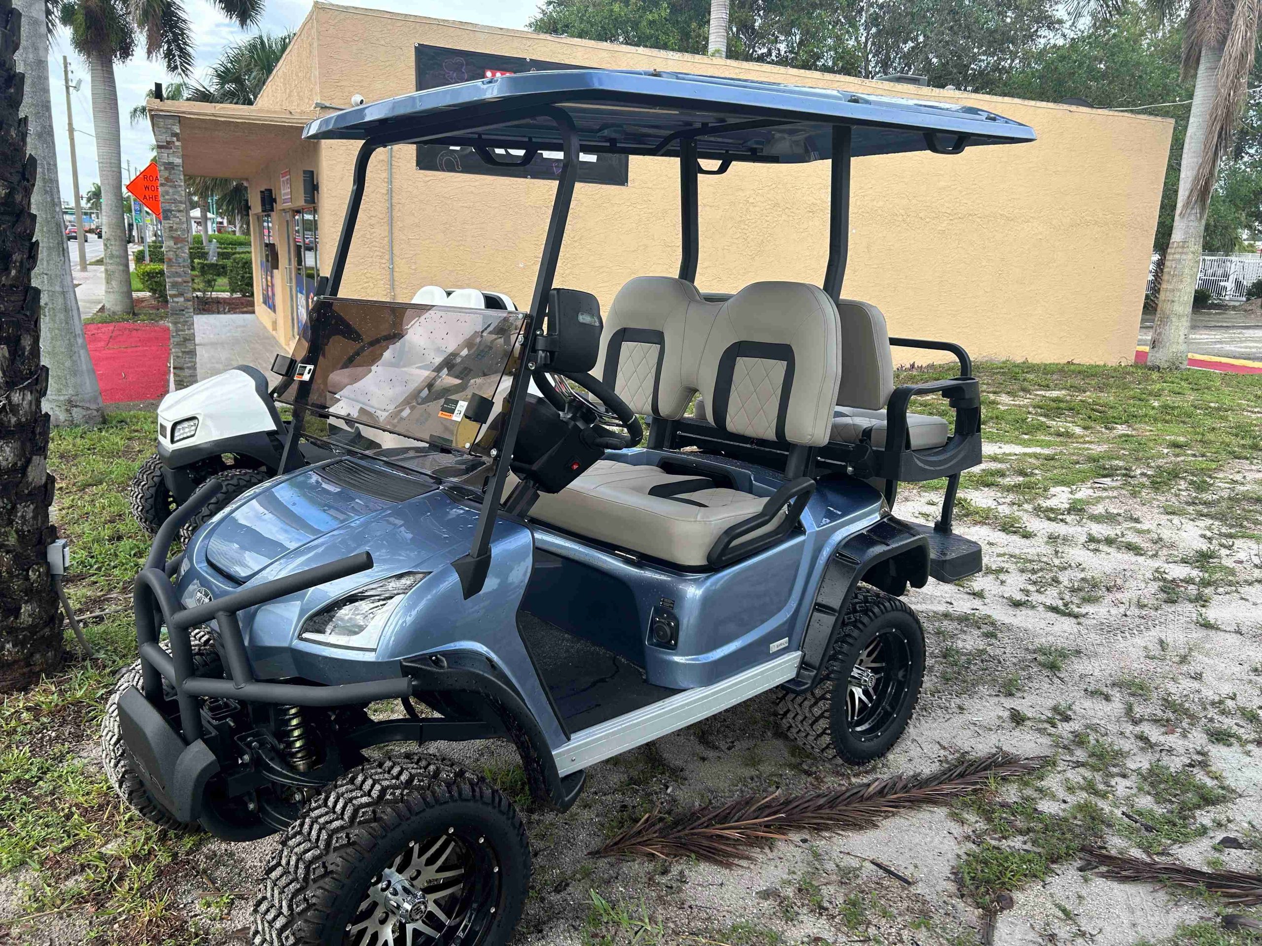 2024 STAR SIRIUS 4 PASSENGER LIFTED LITHIUM...........2000 FACTORY REBATE GOOD THRU 9/17